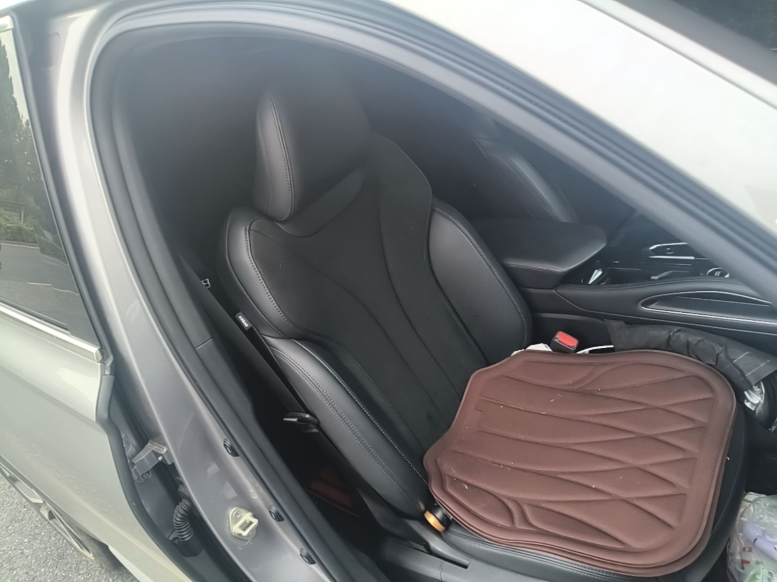 Geely Auto Monjaro L 2024 2.0TD High-Power Automatic Two-Wheel Drive Skyline Edition — снимка 19