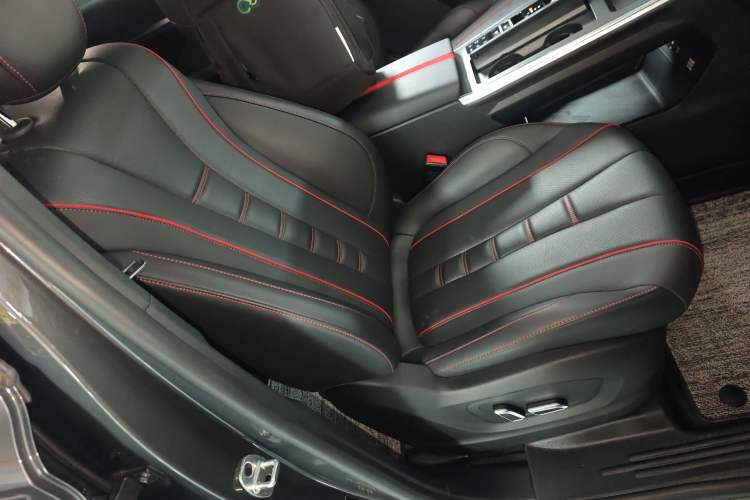 Used Roewe RX5 MAX 2022 2.0T Automatic Youwei Supreme Edition