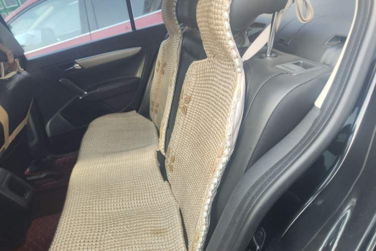 Used Volkswagen Lavida 2013 1.6L Manual Comfort Edition
