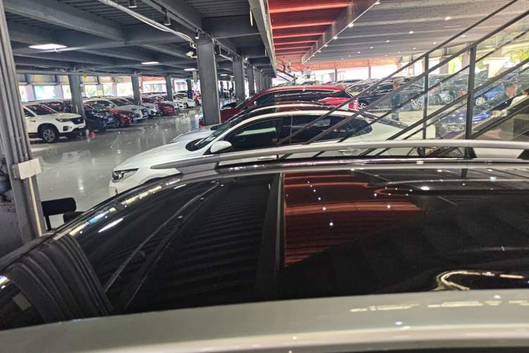 Used Luxgen U5 SUV 2017 1.6L CVT Maxima AR+ Edition