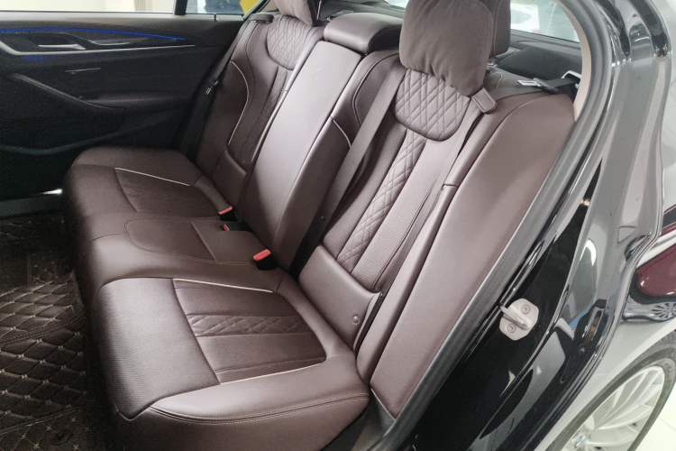 Used BMW 5 Series 2022 Restyled 525Li Luxury Package
