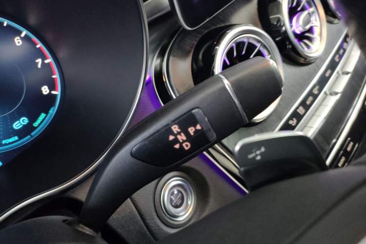 Used Mercedes-Benz C-Class 2021 C 260 L Sport Edition Gear Lever