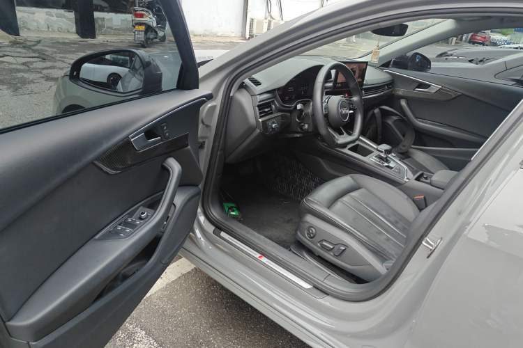 Used Audi A4 2022 Avant 40 TFSI Fashion Dynamic Model Driver Seat