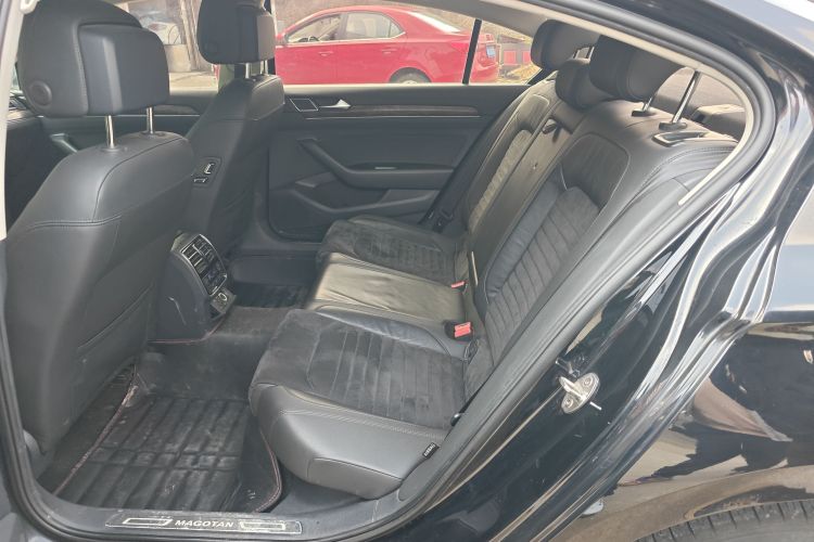 Used Volkswagen Magotan 2018 330TSI DSG Luxury Model