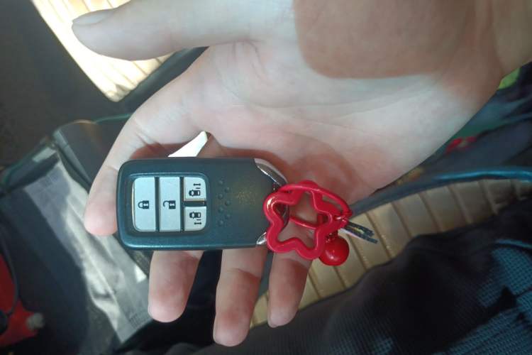 Used Honda Odyssey 2015 Updated Version 2.4L Smart Edition Vehicle Key