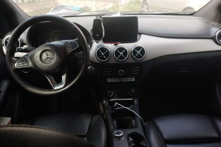 Used Mercedes-Benz B-Class 2018 B 200 Sport Edition