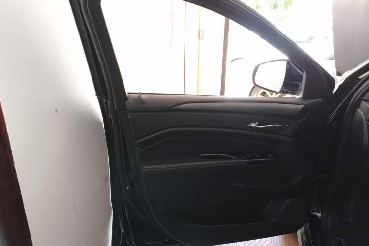 Used Cadillac SRX 2015 3.0L Comfort Version