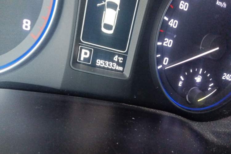 Used Hyundai Mistra 2014 1.8L Automatic Smart GLS