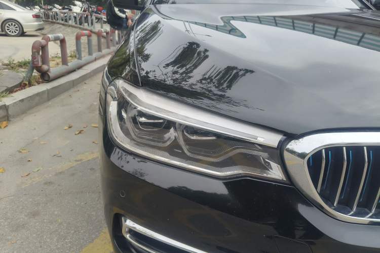 Used BMW 5 Series New Energy 2019 530Le Pioneer Edition Right Front Headlight