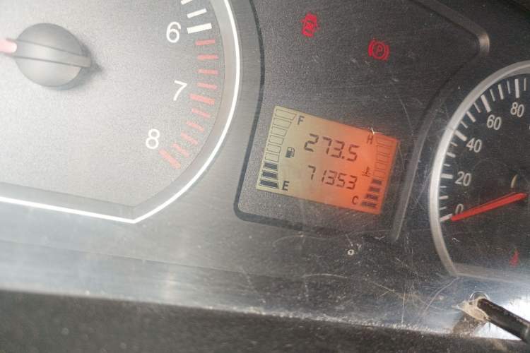 Used FORTHING Lingzhi 2017 M3L 1.6L 7-Seater Comfort Model