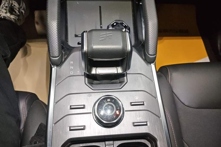 Used JETOUR Traveler 2023 1.5T Two-Wheel Drive Discovery PRO
