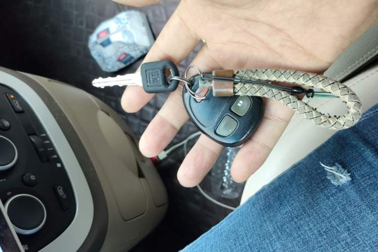 Used Buick GL8 2014 2.4L Classic Edition