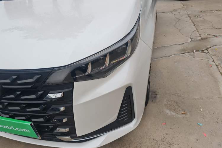 Used GAC Trumpchi M6 2023 PRO 270T DCT Luxury Edition
