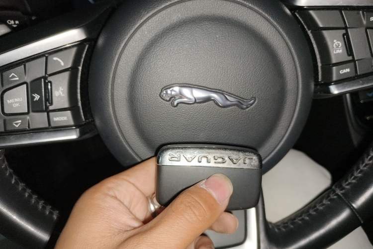 Used Jaguar XFL 2019 XFL 2.0T 250 PS Two-Wheel-Drive Luxury Edition Vehicle Key