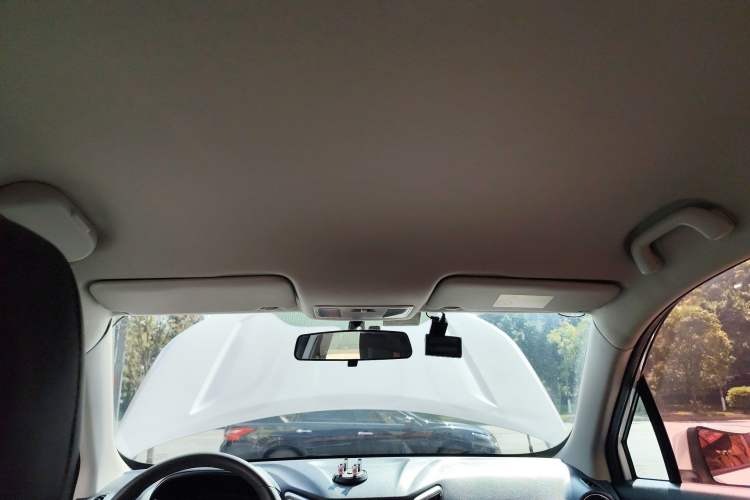 Used Changan CS15 2016 1.5L Automatic Fashion Edition