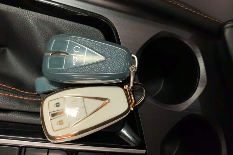 Used CHANGAN OSHAN X7 PLUS 2023 Enjoy Edition 1.5T Automatic Smart Version Interior 1