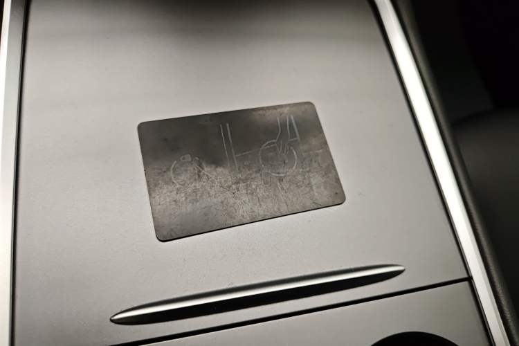 Used Tesla Model Y 2021 Long-Range All-Wheel-Drive Version