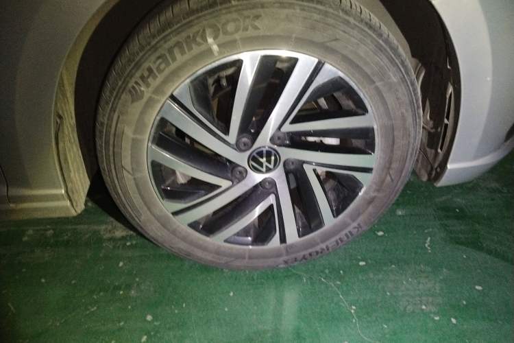 Used Volkswagen Lavida 2022 1.5L Automatic Comfort Edition
