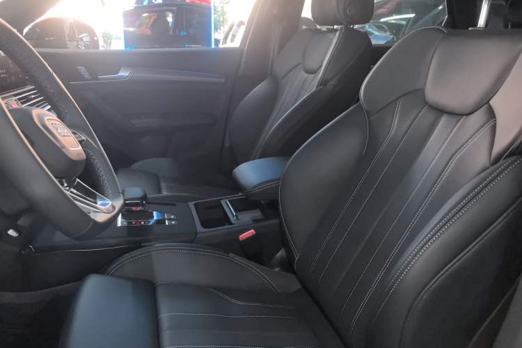 Used Audi Q5L 2025 quattro 45th Anniversary Edition 40 TFSI Luxury Dynamic Model