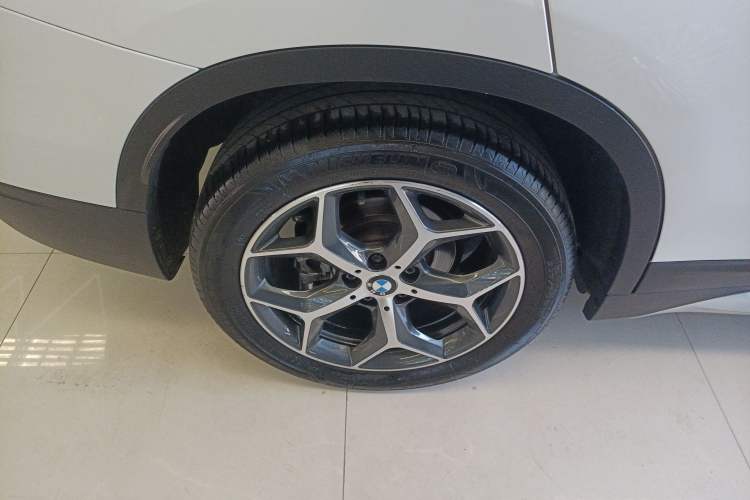 Used BMW X1 2016 sDrive18Li Luxury Model
