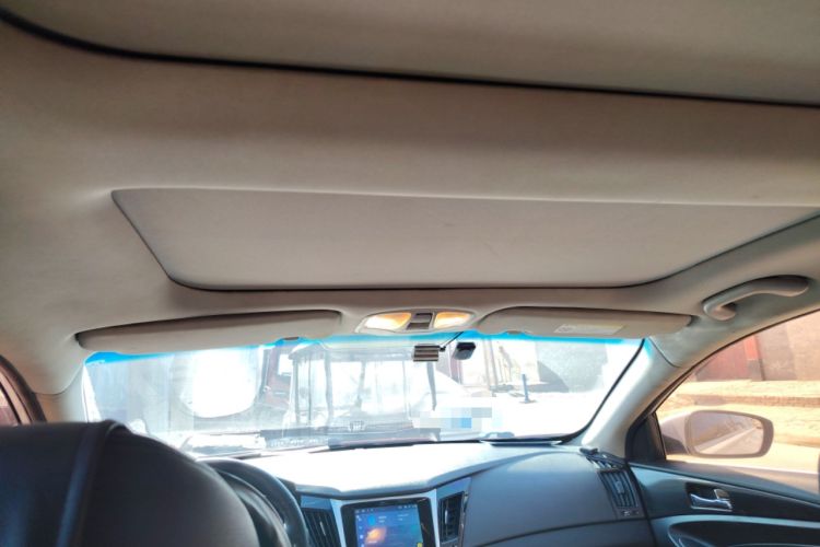 Used Hyundai Sonata 2013 2.4L Automatic Leading Edition China IV Standard