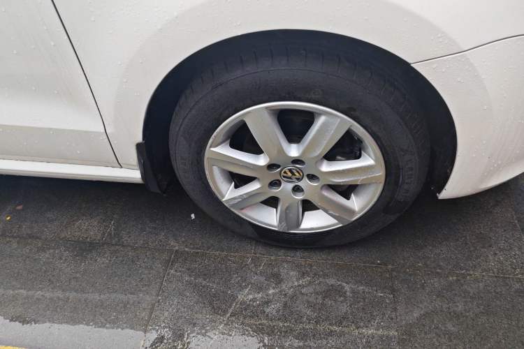 Used Volkswagen Polo 2013 1.6L Automatic Comfort Edition