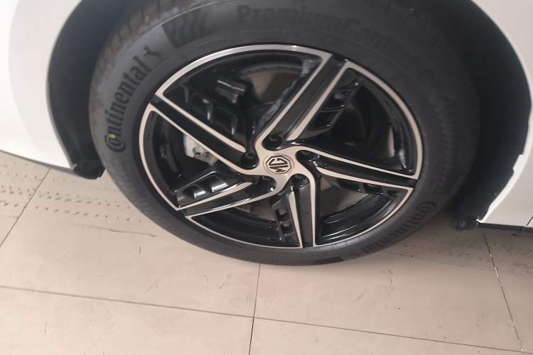 Used MG 7 2025 1.5T 300 DCT Luxury Edition
