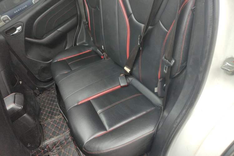 Used Soueast DX3 2016 1.5L Manual Flagship Version
