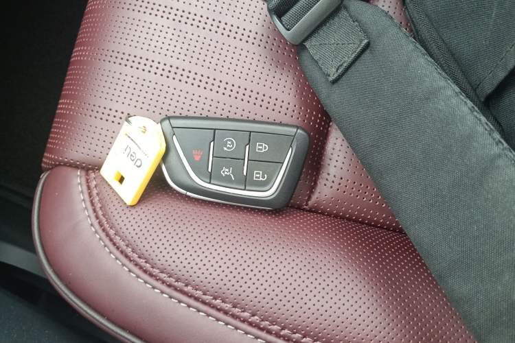 Used Cadillac XT5 2025 2.0T Platinum Edition
