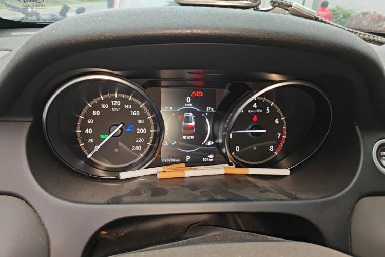 Used Land Rover Discovery Sport 2017 2.0T SE
