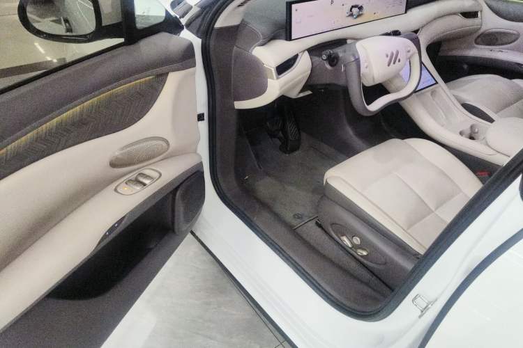 Used IM LS6 2025 Lingxi Intelligent Driving Edition Driver Seat
