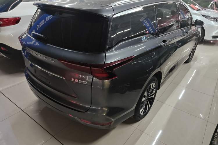 Used Wuling Victory 2020 1.5T CVT Flagship Edition Rear Right 45 Deg