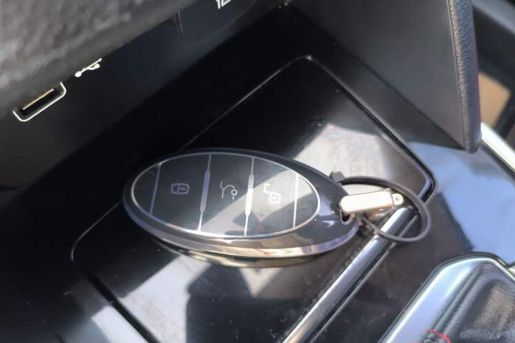 Used Bestune T33 2019 1.6L Manual Luxury Edition China VI Vehicle Key