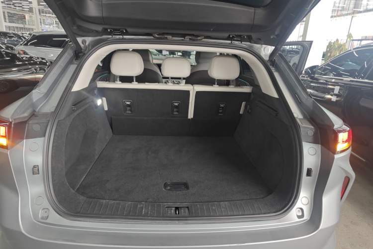 Used EXEED Stellar C-DM 2024 1.5T Long-Range Pro
