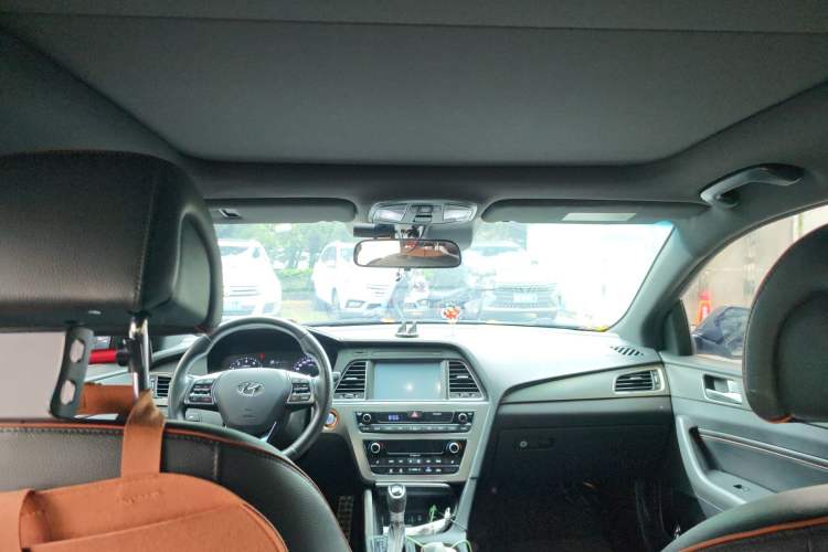 Used Hyundai Sonata 2015 1.6T GLX Advanced Model
