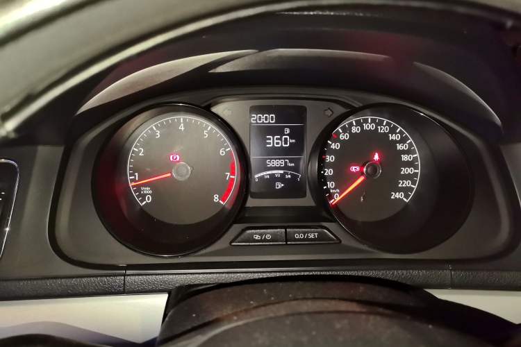 Used Volkswagen Lavida 2017 1.6L Manual Fashion Edition