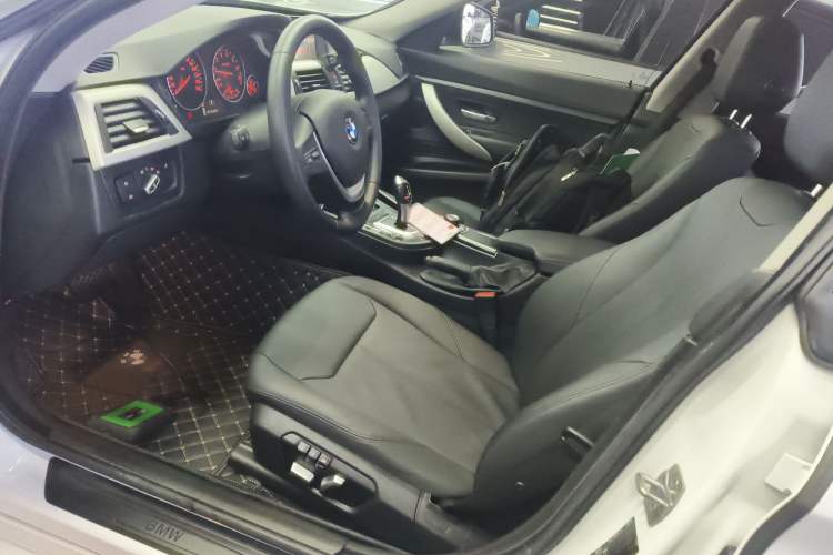 Used BMW 3 Series GT 2017 320i Sport Edition