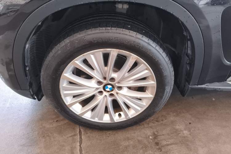 Used BMW X5 2014 xDrive35i Leading Model