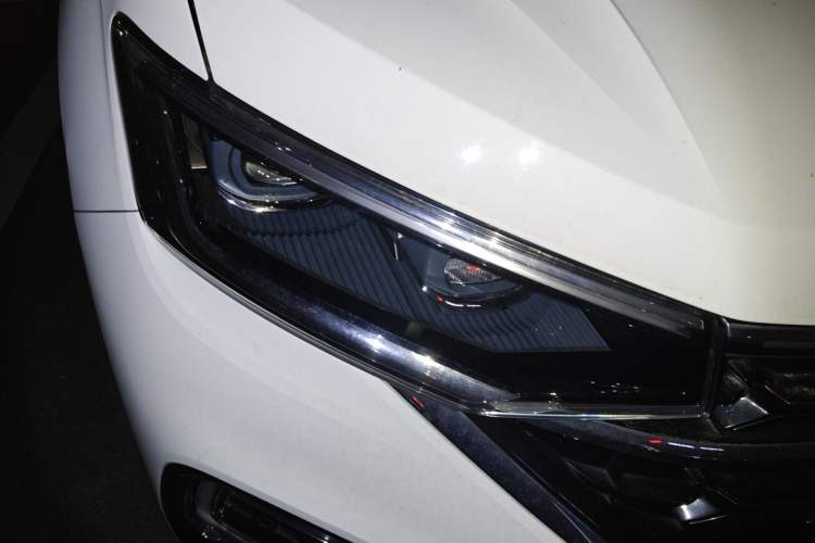 Used Volkswagen Tayron 2023 280TSI Two-Wheel-Drive Luxury Plus Advanced Version
