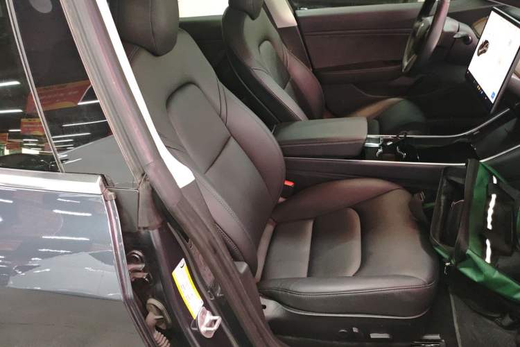 Used Tesla Model 3 2019 Long-Range Rear-Wheel-Drive Version