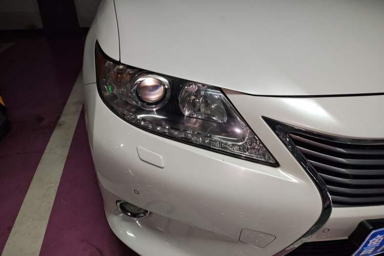 Used Lexus ES 2013 300h Elite Edition