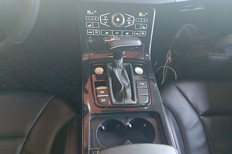 Used Hongqi H5 2018 30TD Smart Connect Dynamic Edition