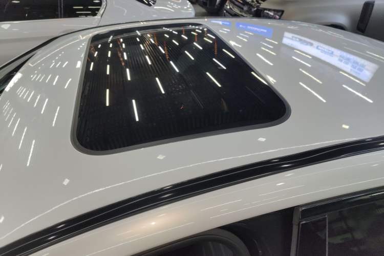 Used Mercedes-Benz C-Class 2022 C 200 L Sport Edition Roof