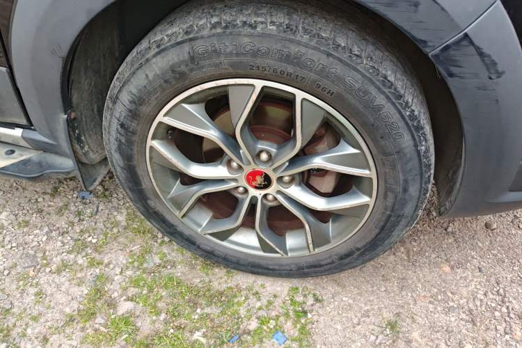 Used FORTHING Joyear X5 2016 1.6L CVT Luxury Model