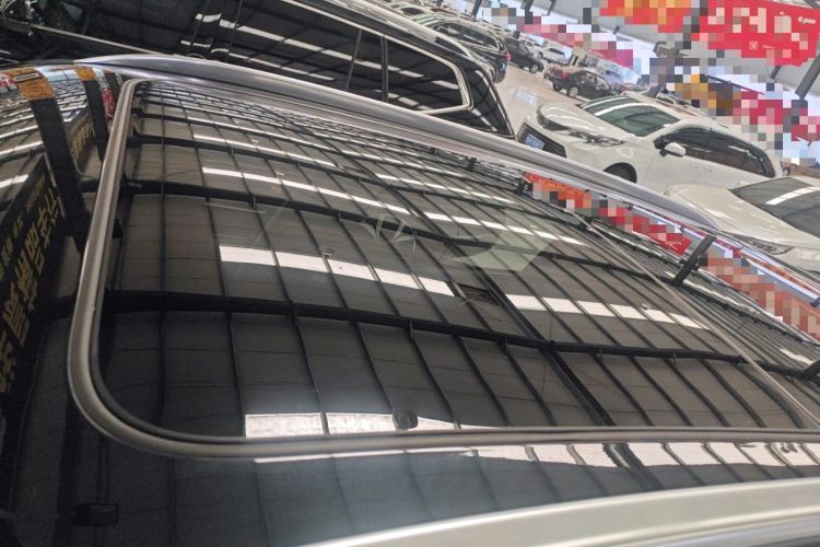 Used Hongqi HS5 2022 Revised Version 2.0T Smart Connect Flagship Edition Roof