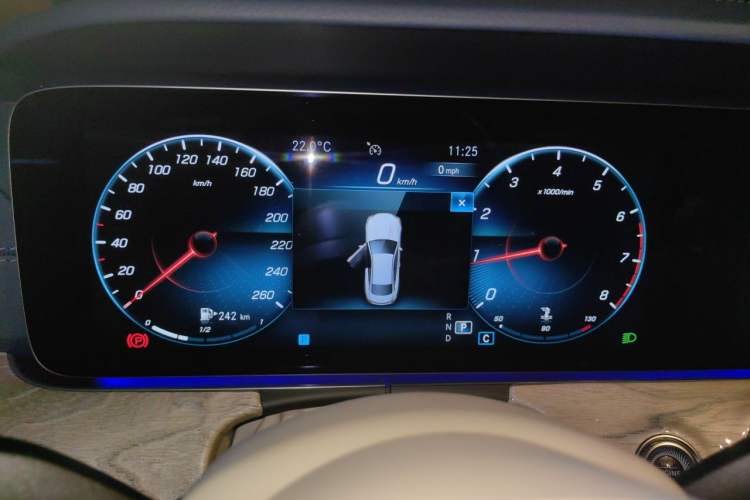 Used Mercedes-Benz E-Class 2023-Year Restyled E 260 Coupe