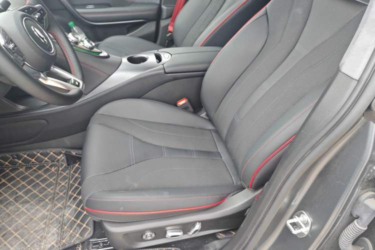 Used ORA Lightning Cat 2024 Dark Night Edition 555km Prestige Version
