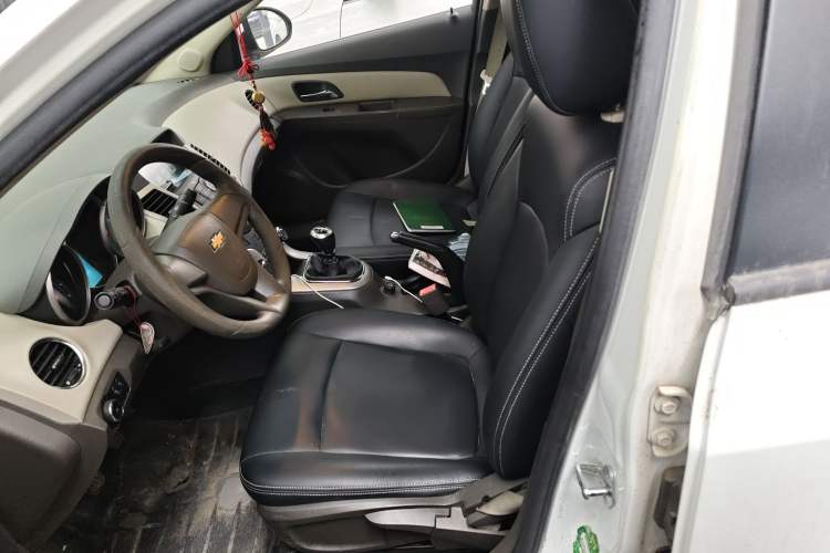 Used Chevrolet Cruze 2015 1.5L Classic SL MT