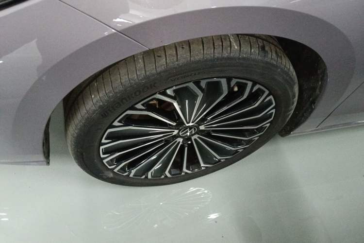 Used Volkswagen Passat 2025 Pro 380TSI Dragon Supreme Edition