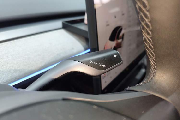 Used Tesla Model Y 2024 Rear-Wheel-Drive Version Gear Lever